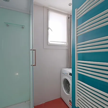 Le 33 - Clim - Free Parking - Wi-fi * Avignon